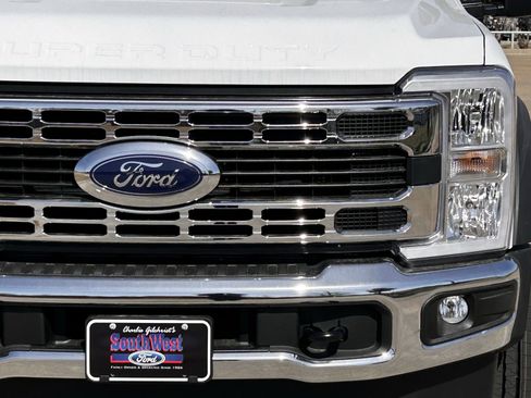 New 2026 Ford F600 4x4 Regular Cab Super Duty w/ XL Chrome Package image 9