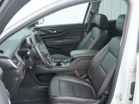 Used 2023 GMC Acadia AT4 w/ Technology Package image 12