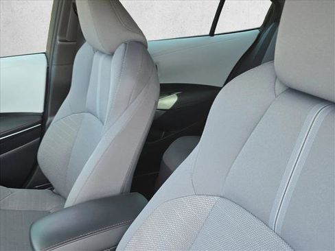 Used 2024 Toyota Corolla SE image 16