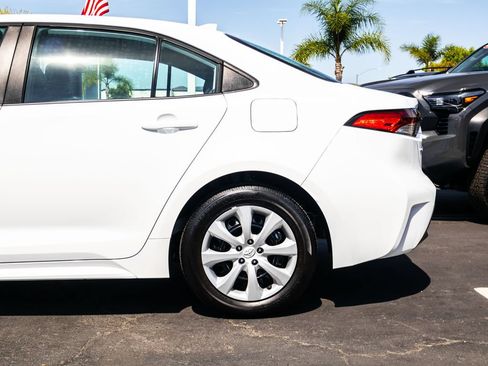 Used 2026 Toyota Corolla LE FWD image 6
