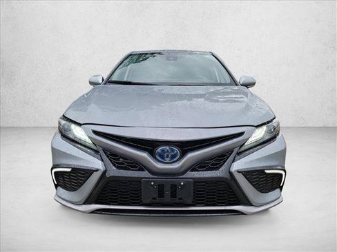 Used 2022 Toyota Camry XSE w/ Cold Weather Package FWD image 2