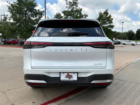 Used 2026 INFINITI QX60 Luxe FWD image 7