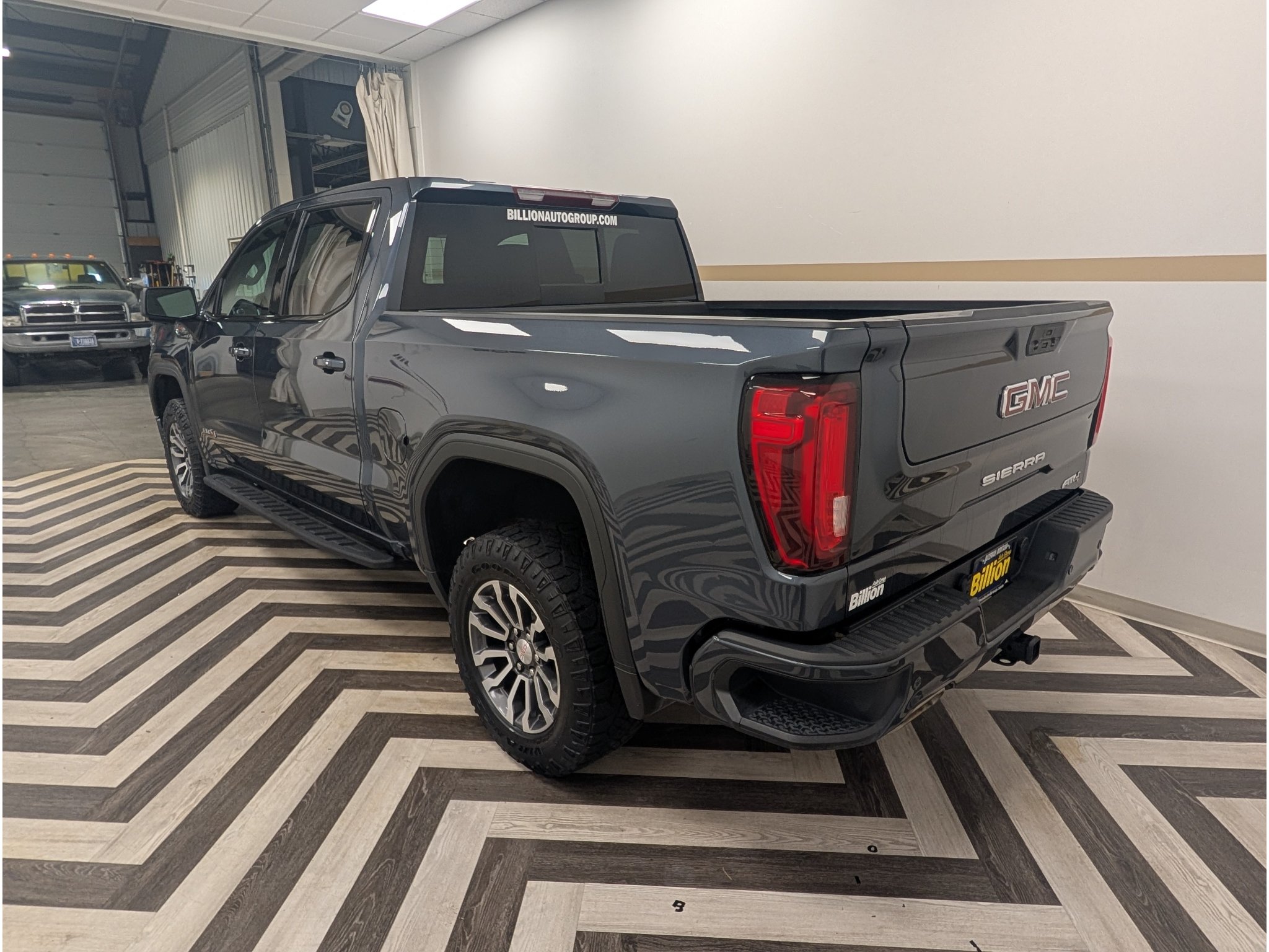 Used 2022 GMC Sierra 1500 AT4 w/ AT4 Premium Package AWD/4WD image 22