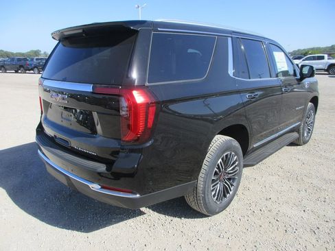 New 2026 GMC Yukon Elevation w/ Elevation Premium Package AWD/4WD image 4