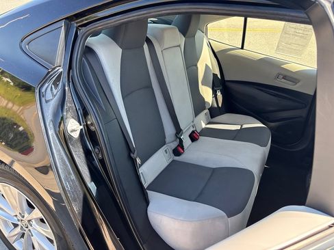Used 2023 Toyota Corolla LE FWD image 39