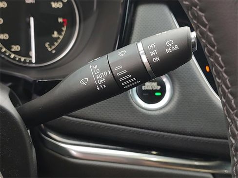 Used 2022 Cadillac XT5 Premium Luxury image 26