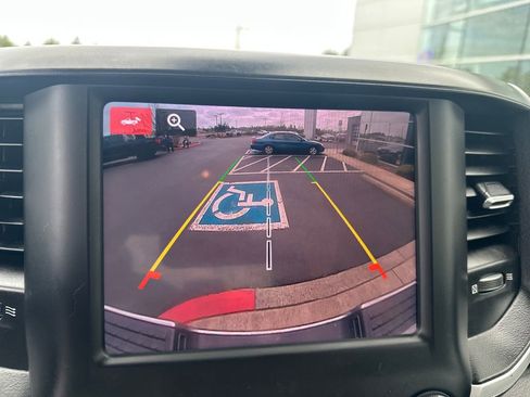 Used 2024 RAM 2500 Big Horn w/ Off Road Package image 19