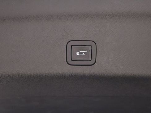 Used 2024 GMC Yukon AT4 w/ Technology Package image 48