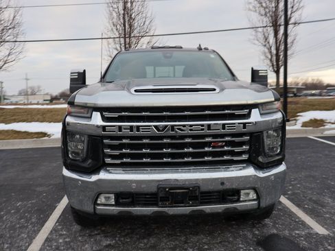 Used 2020 Chevrolet Silverado 3500 LTZ w/ LTZ Premium Package image 3