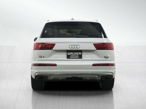 Used 2018 Audi Q7 3.0T Prestige AWD/4WD image 4