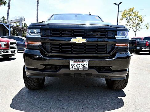 Used 2017 Chevrolet Silverado 1500 LT w/ Trailering Package AWD/4WD image 2