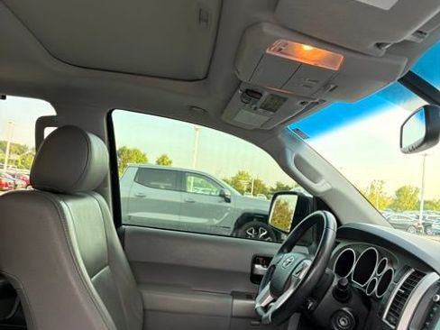 Used 2016 Toyota Sequoia Limited AWD/4WD image 6