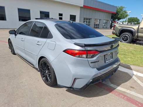 Used 2021 Toyota Corolla XSE image 4