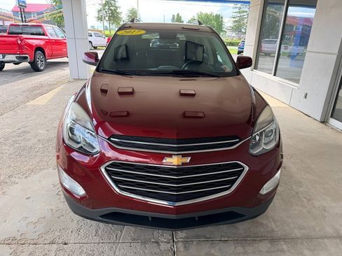 Used 2017 Chevrolet Equinox LT w/ Convenience Package FWD image 3