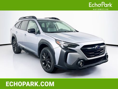 Used 2025 Subaru Outback Onyx Edition image 1