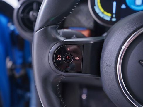 Used 2023 MINI Cooper SE image 16