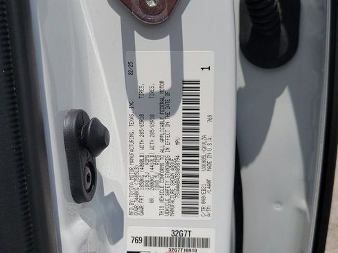 Used 2025 Toyota Sequoia TRD Pro AWD/4WD image 34