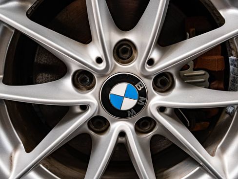 Used 2010 BMW 328i Sedan RWD image 8