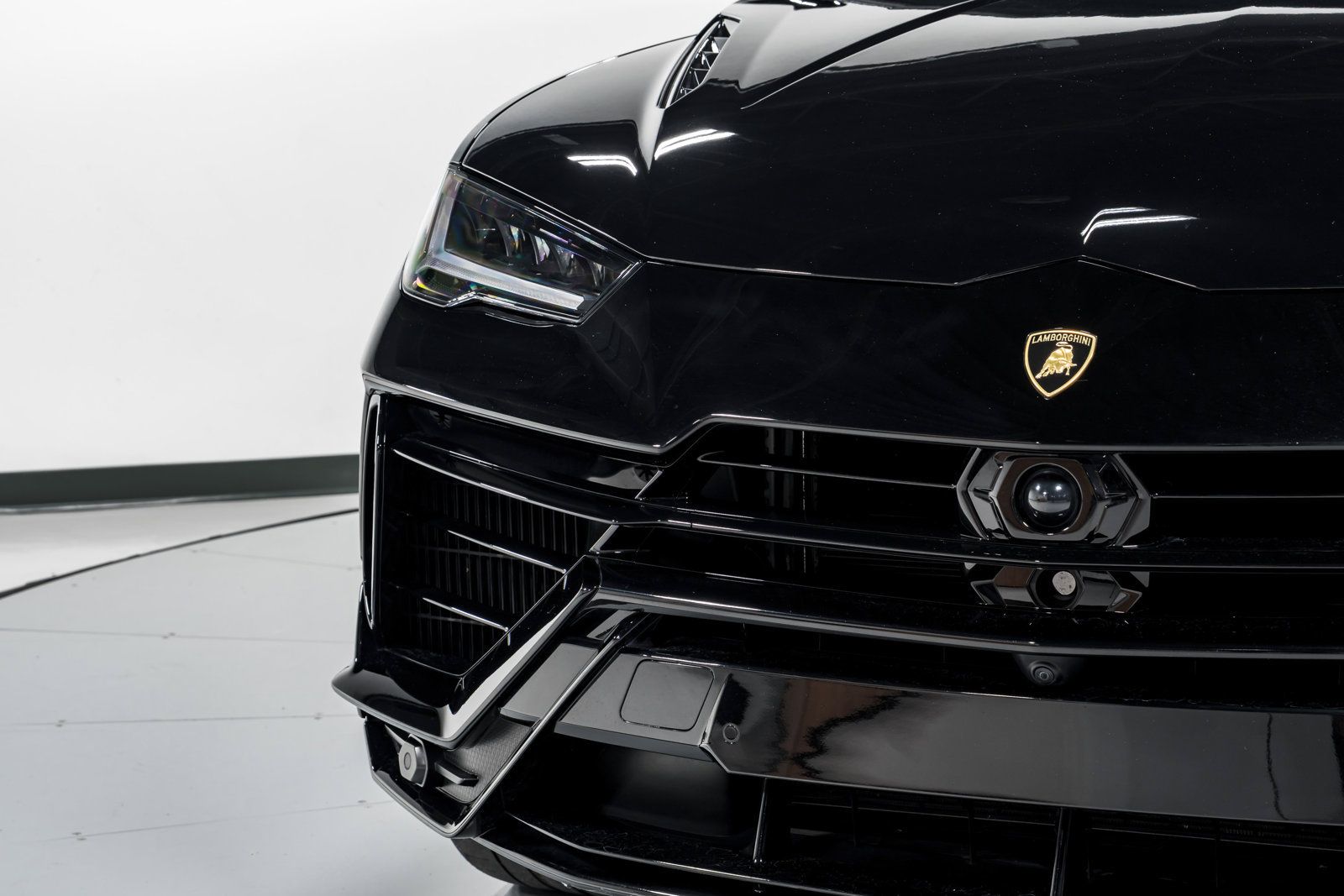 Used 2024 Lamborghini Urus S AWD/4WD image 45