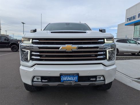 Used 2022 Chevrolet Silverado 3500 High Country w/ Safety Package II image 5