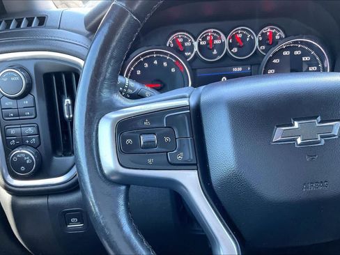 Used 2022 Chevrolet Silverado 1500 RST w/ Convenience Package II AWD/4WD image 24