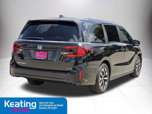 Certified 2026 Honda Odyssey EX-L image 7