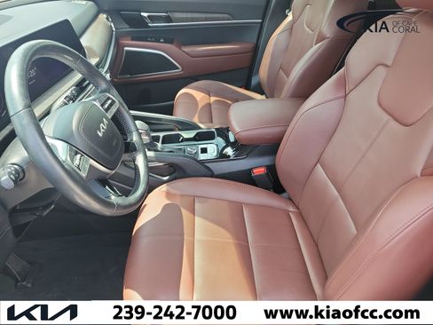 Certified 2023 Kia Telluride EX w/ EX Captain's Chair Package AWD/4WD image 21