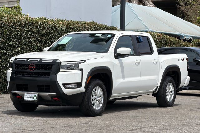 Used 2025 Nissan Frontier Pro-X RWD image 8
