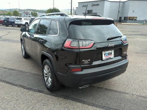 Used 2022 Jeep Cherokee Latitude Lux w/ Sun & Sound Group AWD/4WD image 6