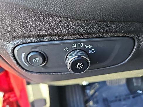 Certified 2023 Chevrolet Equinox RS image 12