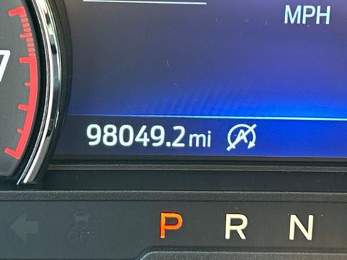 Used 2021 Ford Explorer XLT w/ Equipment Group 202A image 18