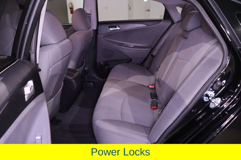 Used 2013 Hyundai Sonata GLS FWD image 24