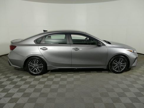 Used 2023 Kia Forte GT-Line image 2