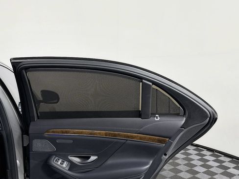 Used 2015 Mercedes-Benz S 550 4MATIC Sedan image 49