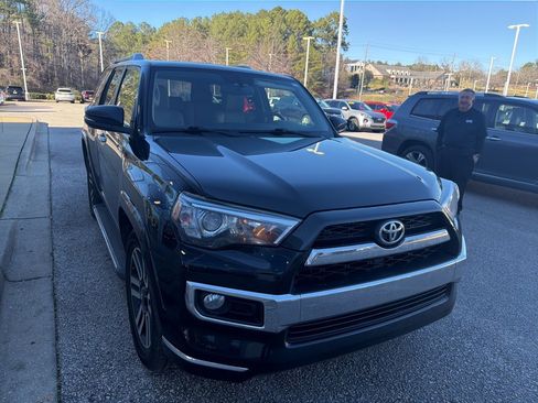Used 2019 Toyota 4Runner Limited image 4