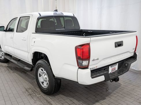 Used 2023 Toyota Tacoma SR image 3