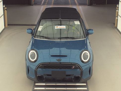 Used 2023 MINI Cooper S w/ Signature Upholstery Package image 2