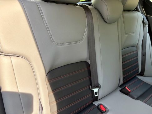 Used 2024 Nissan Kicks SR w/ SR Premium Package FWD image 17