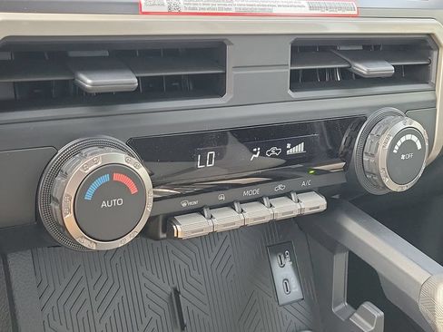 New 2026 Toyota Tacoma TRD Off-Road AWD/4WD image 16