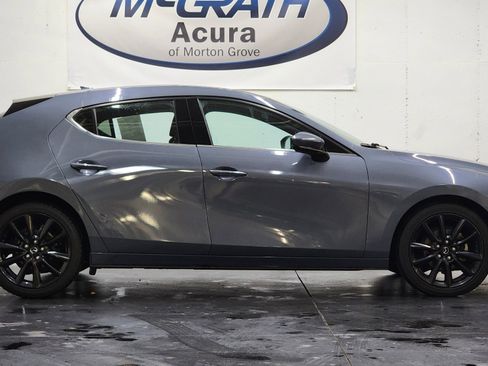 Used 2022 MAZDA MAZDA3 s image 3