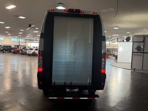 Used 2024 RAM ProMaster 3500 w/ Delivery Van Package image 6