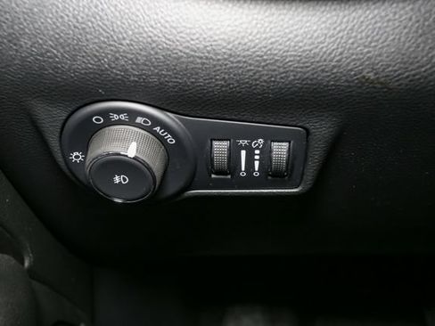 Used 2026 Jeep Compass Trailhawk AWD/4WD image 36