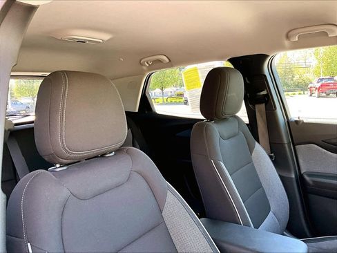 Used 2025 Chevrolet TrailBlazer LT AWD/4WD image 22