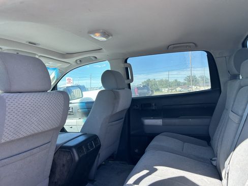 Used 2007 Toyota Tundra SR5 w/ Convenience Pkg AWD/4WD image 10