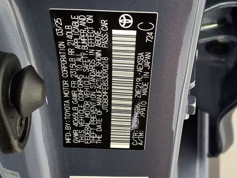 Certified 2025 Toyota Corolla SE FWD image 34