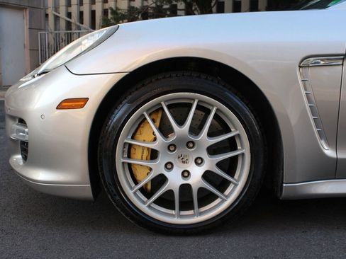 Used 2010 Porsche Panamera Turbo AWD/4WD image 11