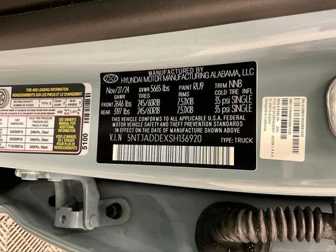 Certified 2025 Hyundai Santa Cruz SE image 29