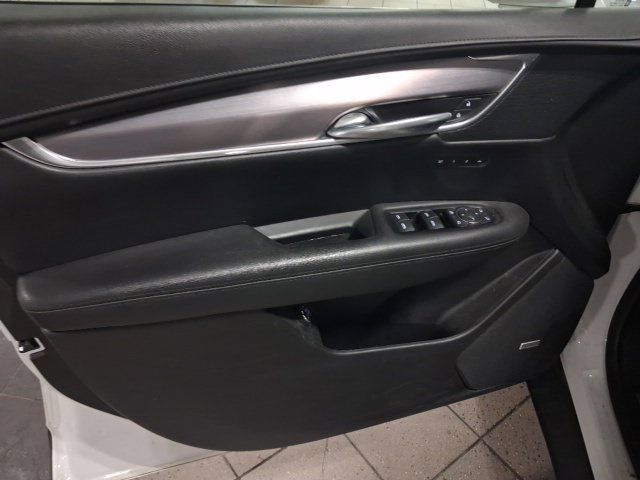 Used 2018 Cadillac XT5 Luxury w/ Driver Awareness Package AWD/4WD image 26