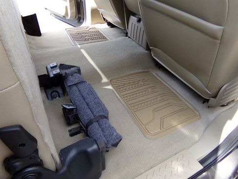 Used 2005 Ford F150 Lariat image 33