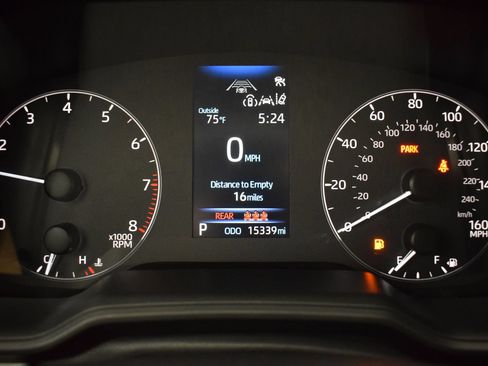 Used 2025 Toyota Corolla SE FWD image 16